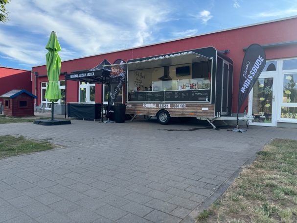 Schreibi´s  Imbissbude inkl. Pavilion